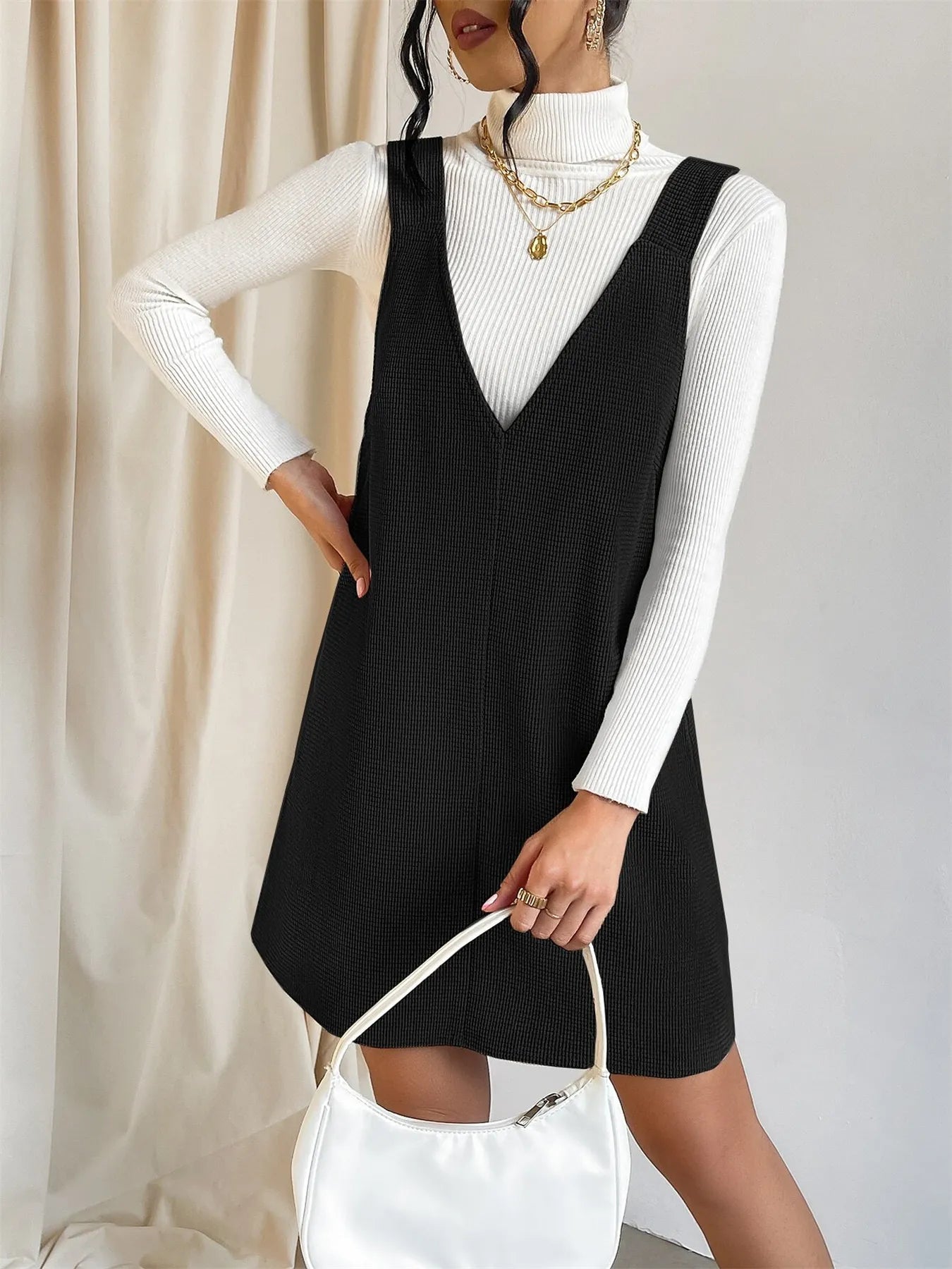 V-Neck Sleeveless Jumper Mini Dress