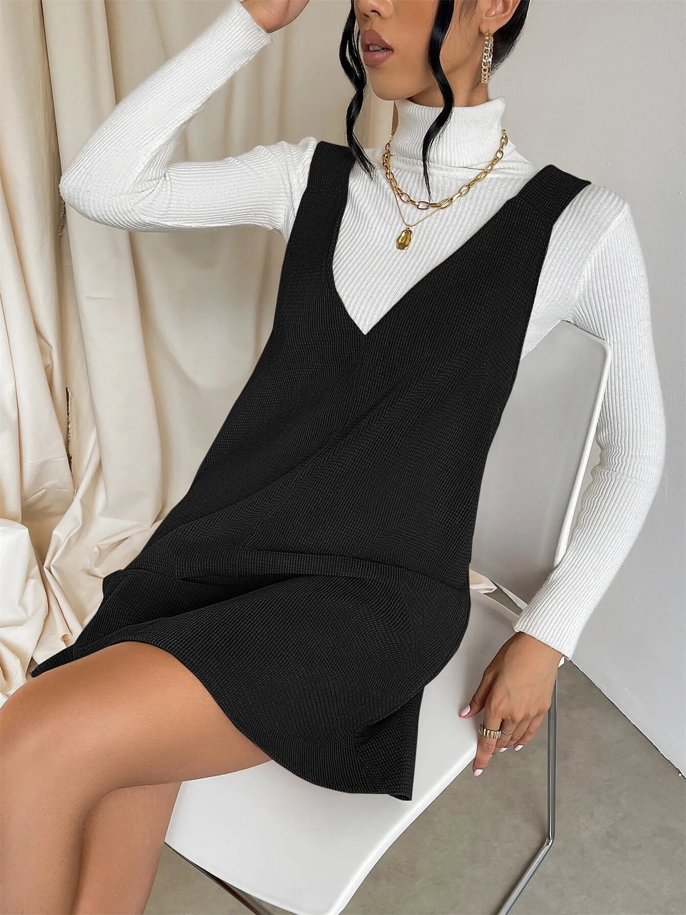 V-Neck Sleeveless Jumper Mini Dress