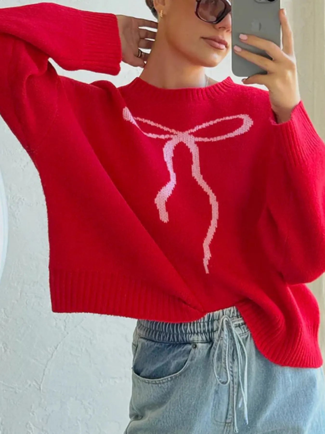Bow Graphic Ribbed Sweater