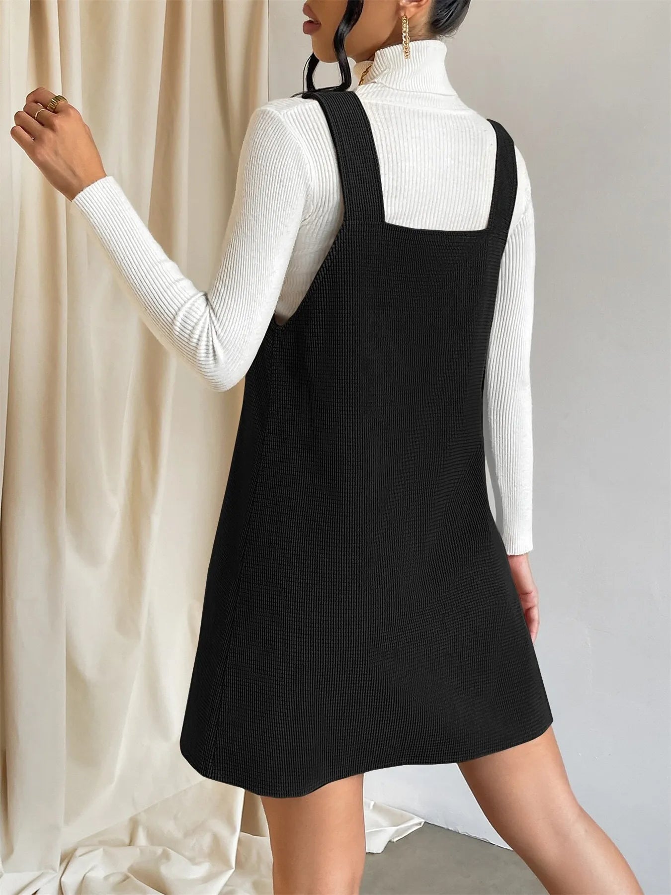 V-Neck Sleeveless Jumper Mini Dress