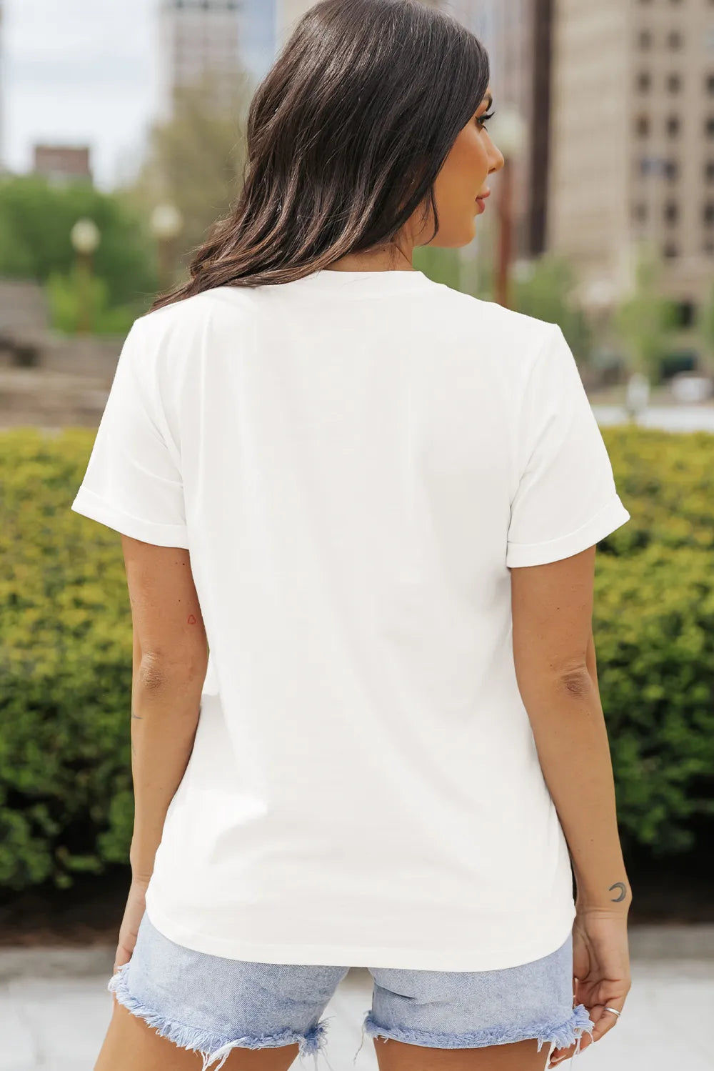GOOD TIMES Graphic T-Shirt