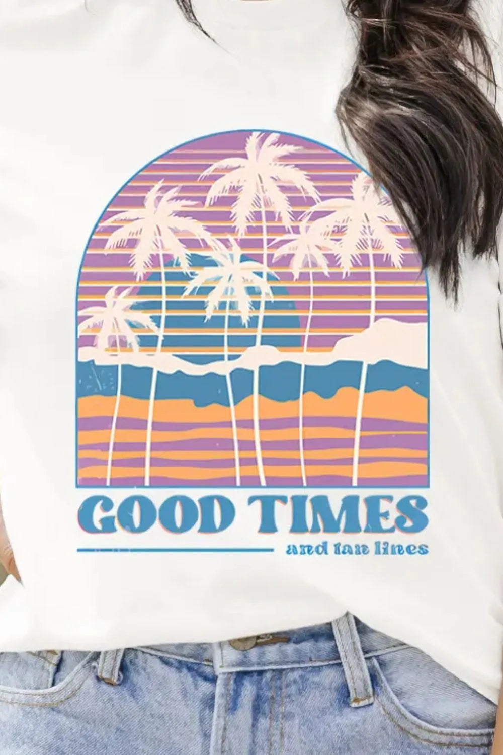GOOD TIMES Graphic T-Shirt