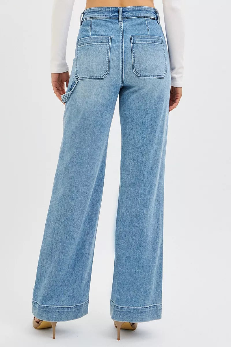 Women's Straight Leg Jeans