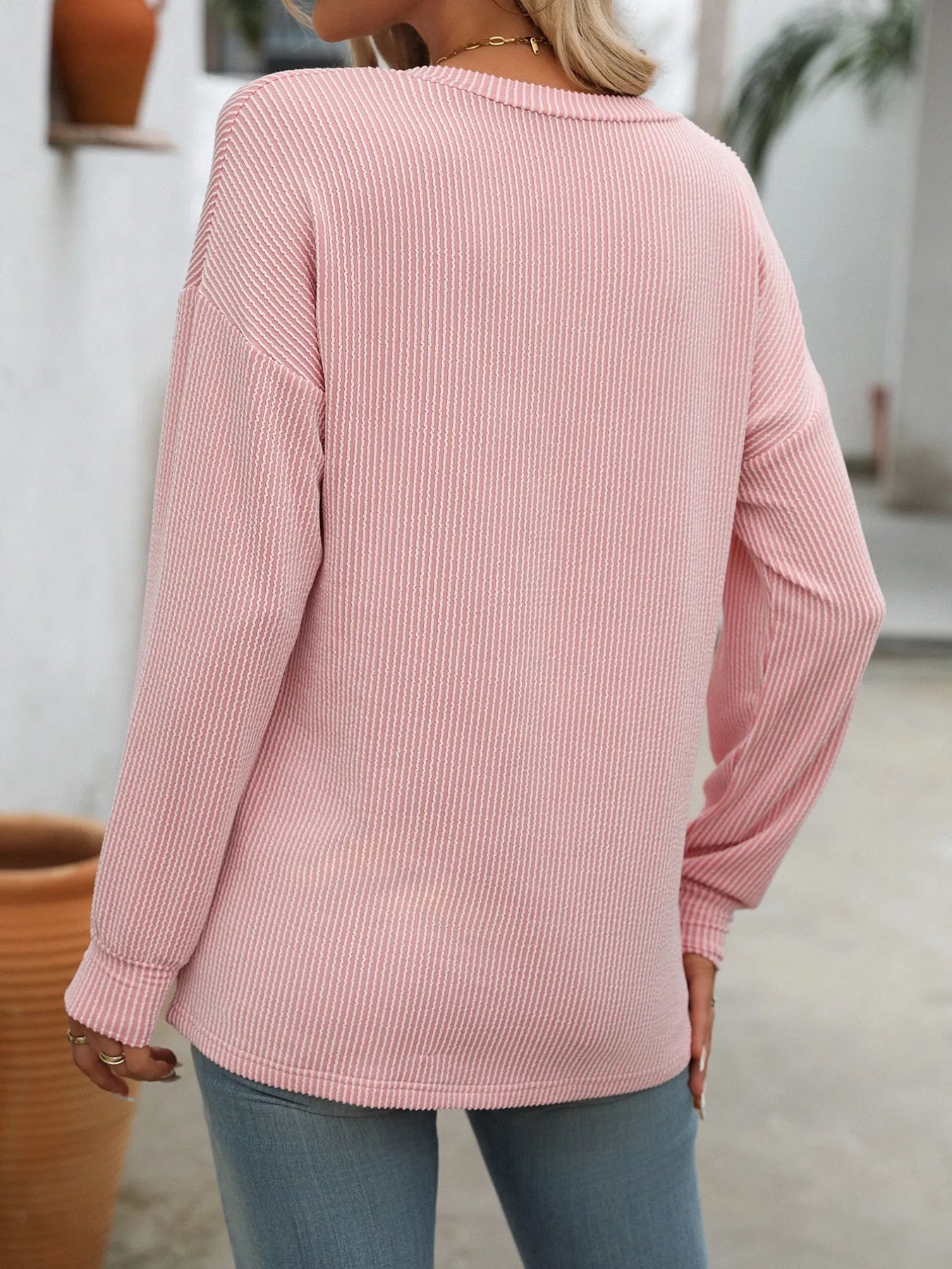 Pocketed V-Neck Long Sleeve T-Shirt
