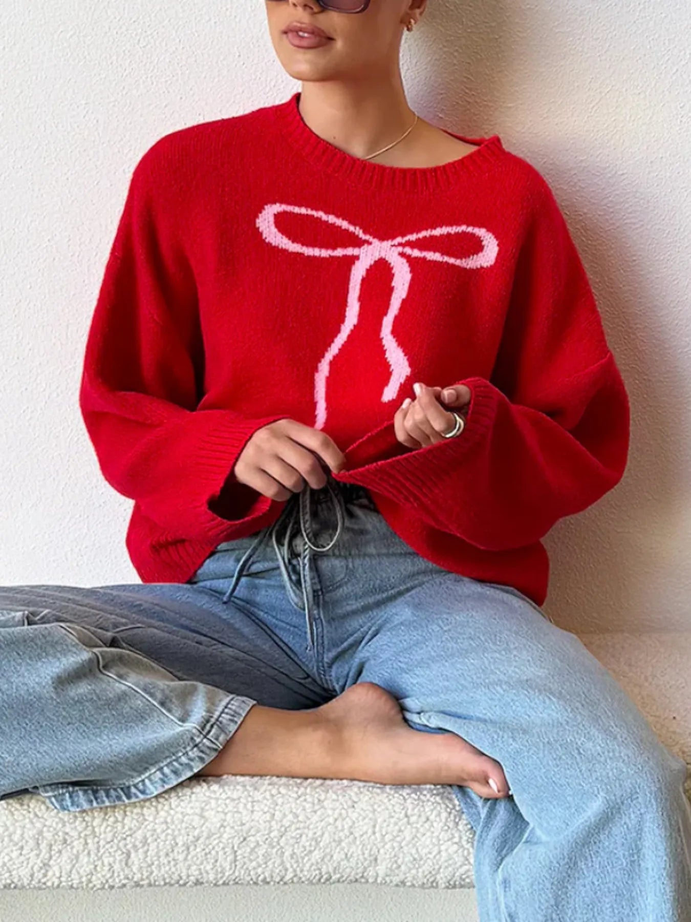 Bow Graphic Ribbed Sweater