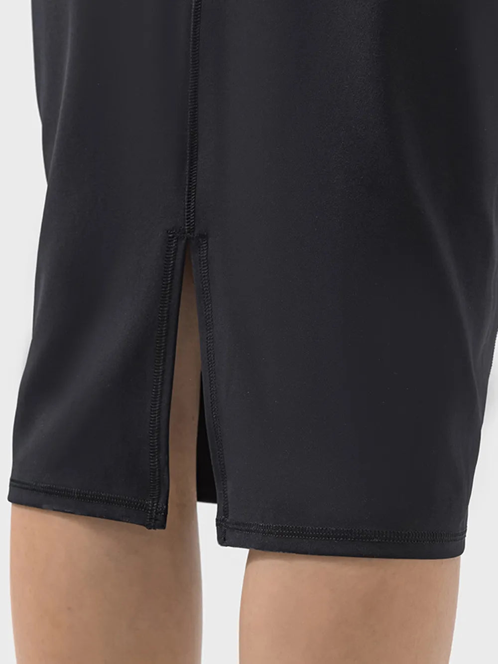 Active Midi Skirt with Back Slit