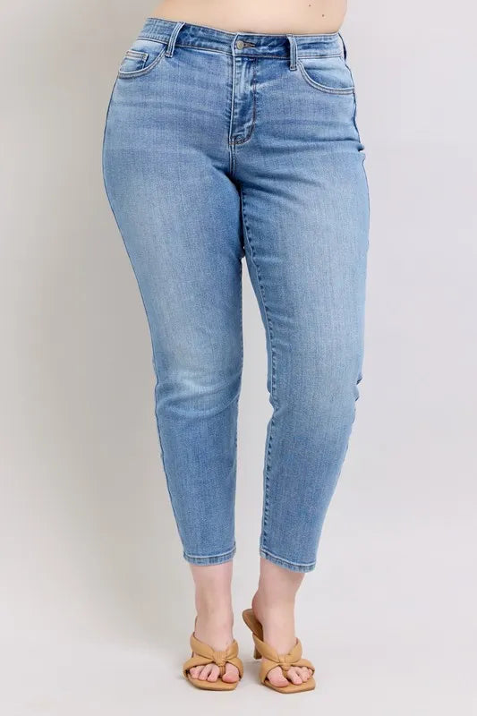 Vintage Wash Slim Jeans - Detail View 10