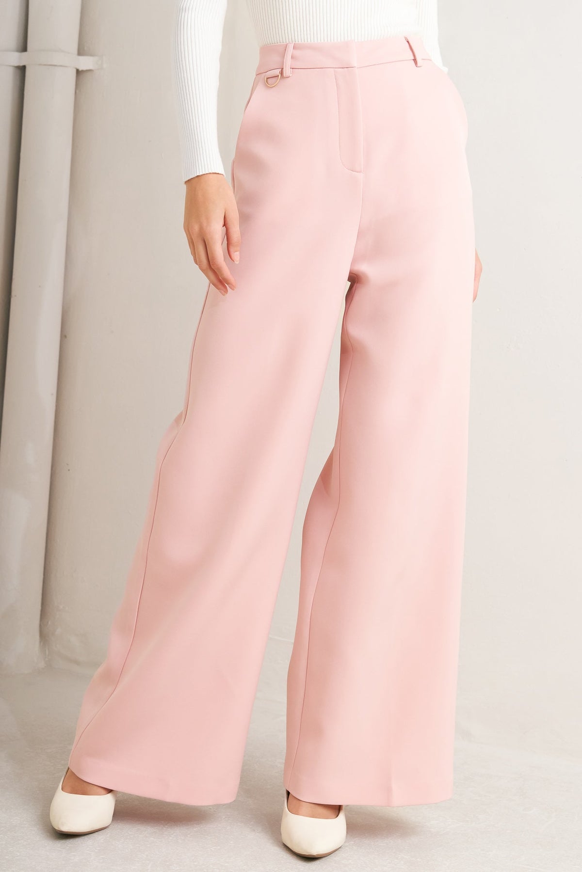 ELEVATED CLASSIC WOVEN PANTS - Front View