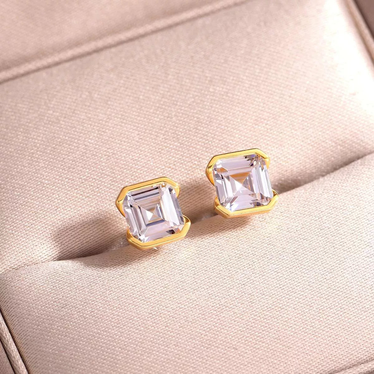 2 CT Moissanite Modern Stud Earrings