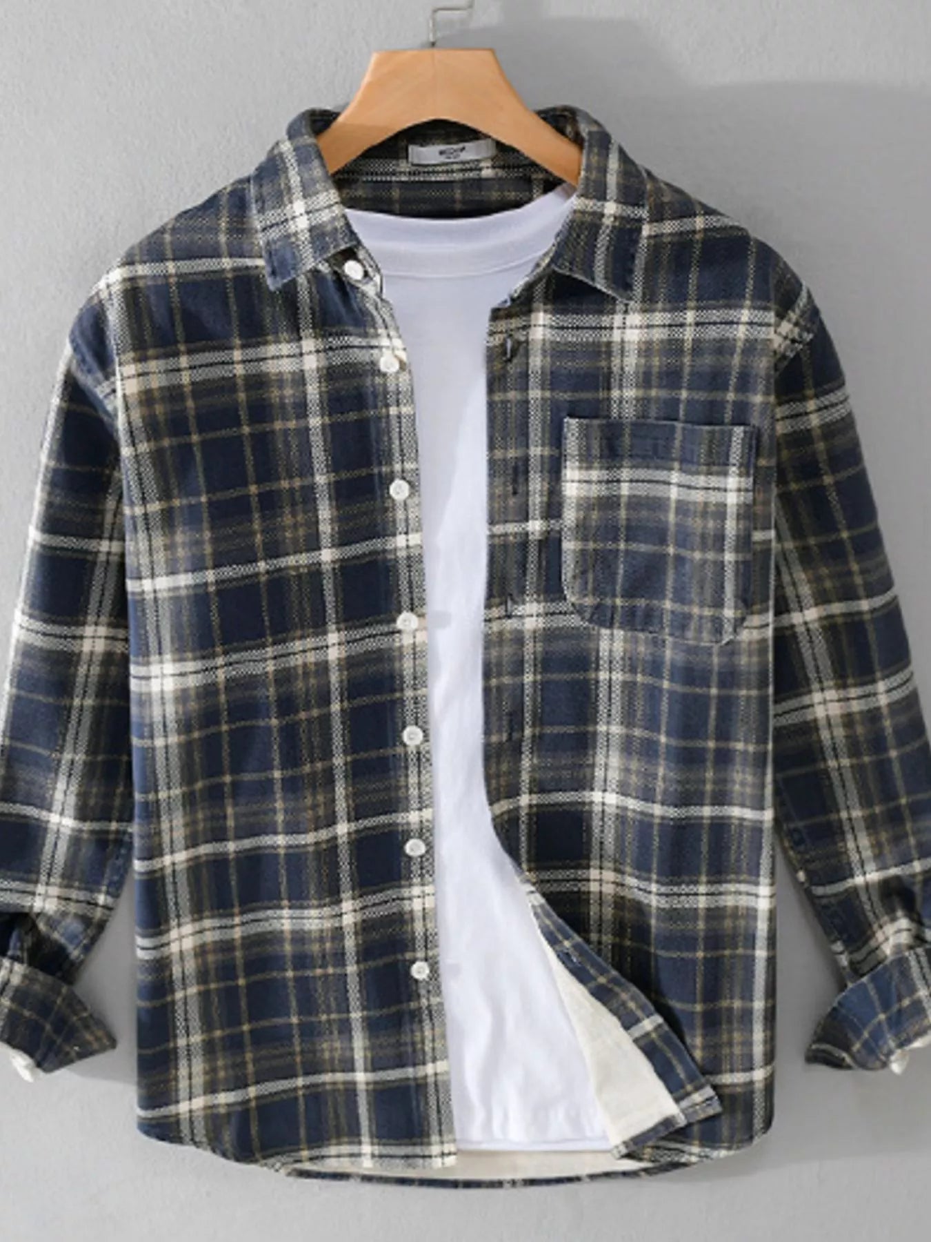 Men's Plaid Button Up Long Sleeve Shirt