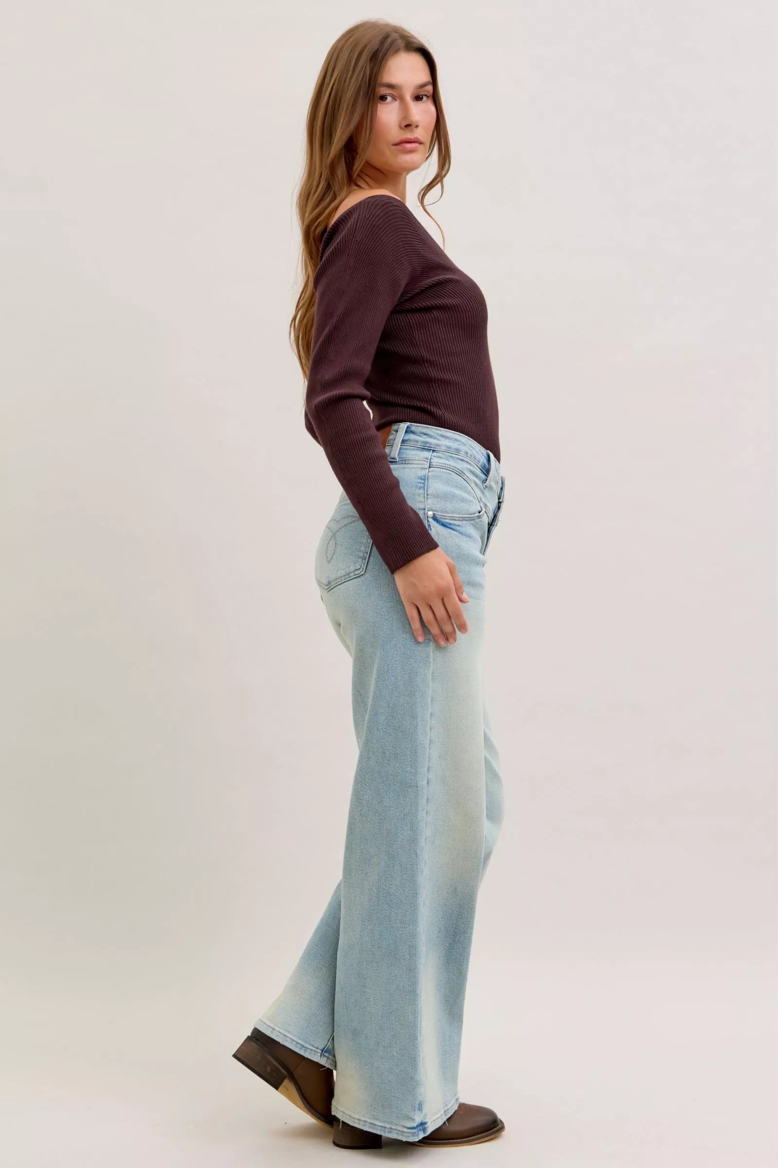High Waist Column Straight Jeans - Detail View 9