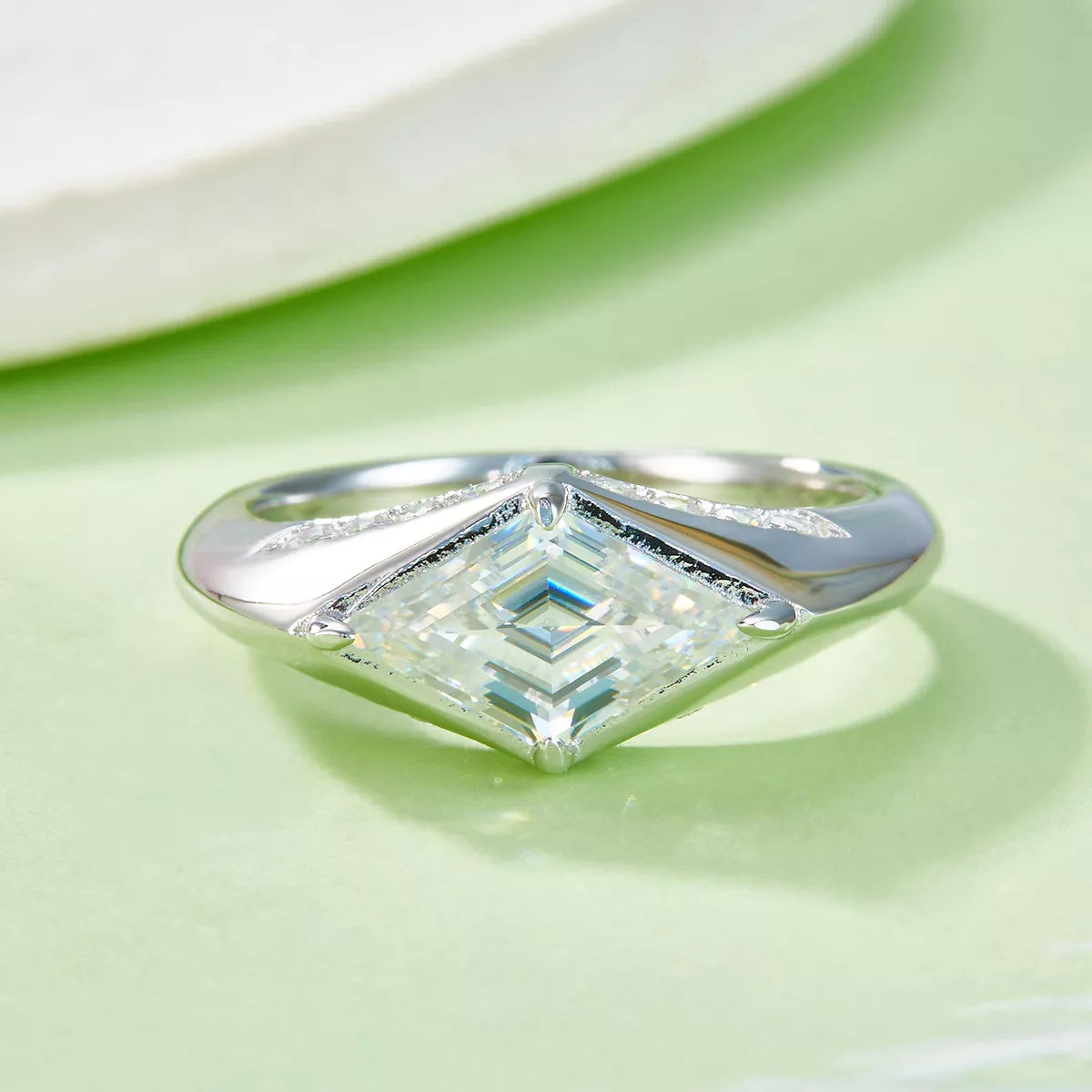 2 Carat Moissanite Platinum-Plated Ring