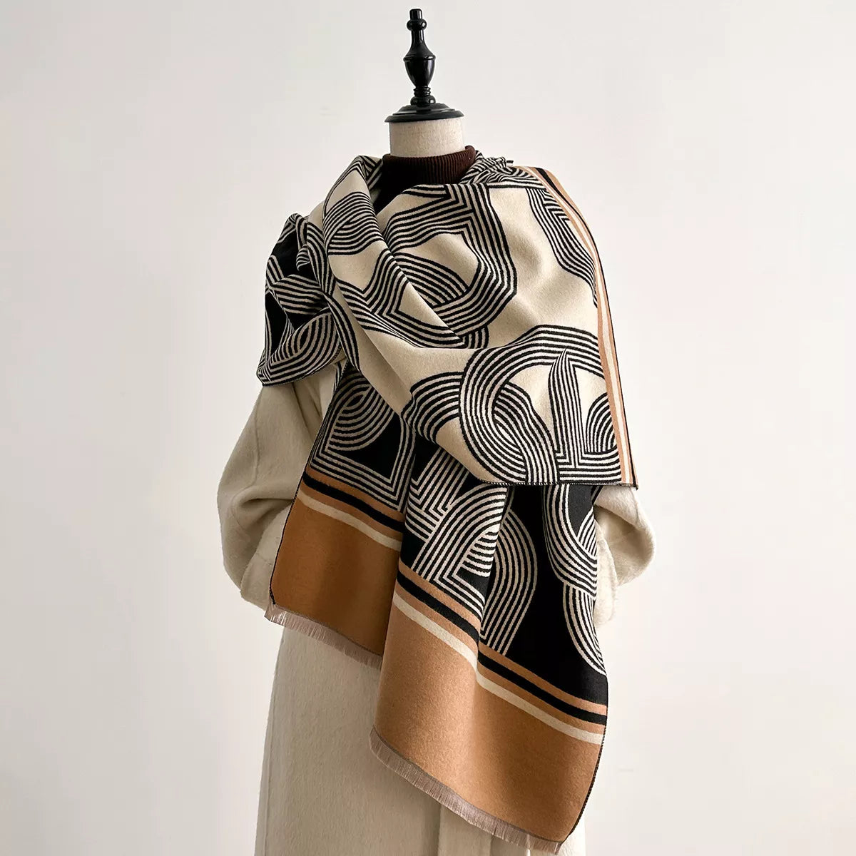 Reversible Link Raw Hem Scarf