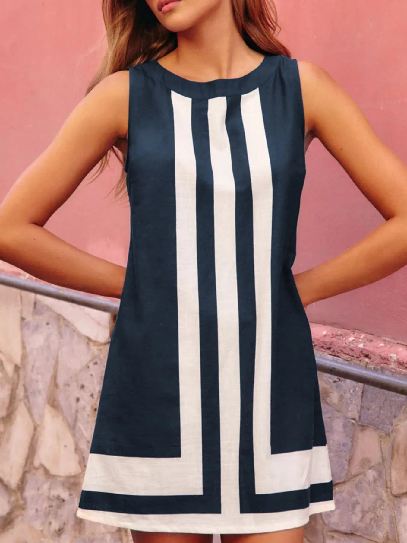 Contrast Stripe Sleeveless Shift Dress