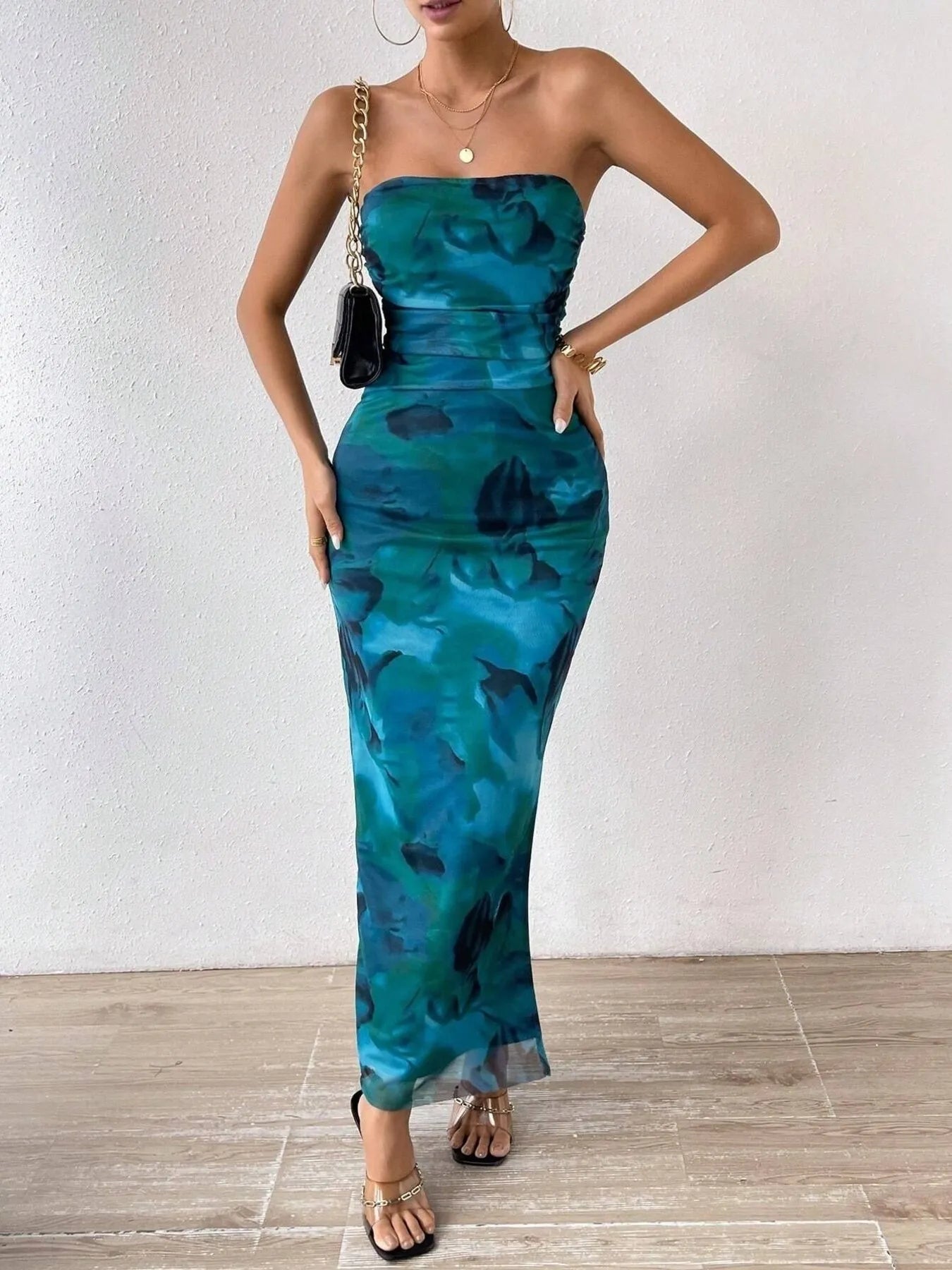 Vibrant Bodycon Tube Dress with Side Slit