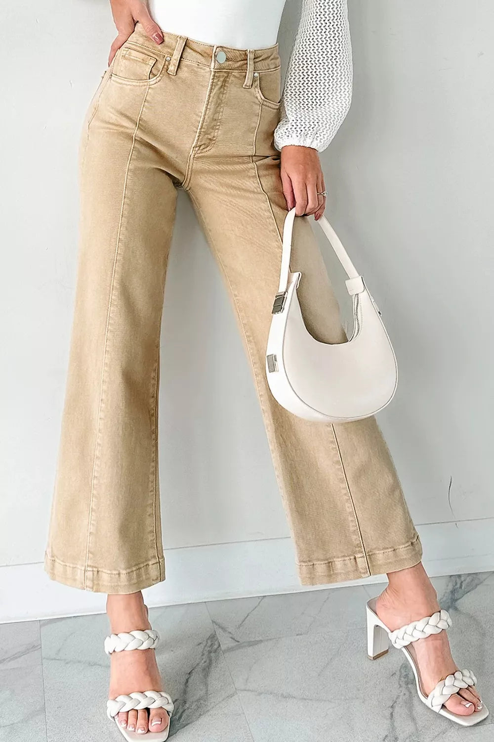Seamed Center Wide Leg Cropped Jeans