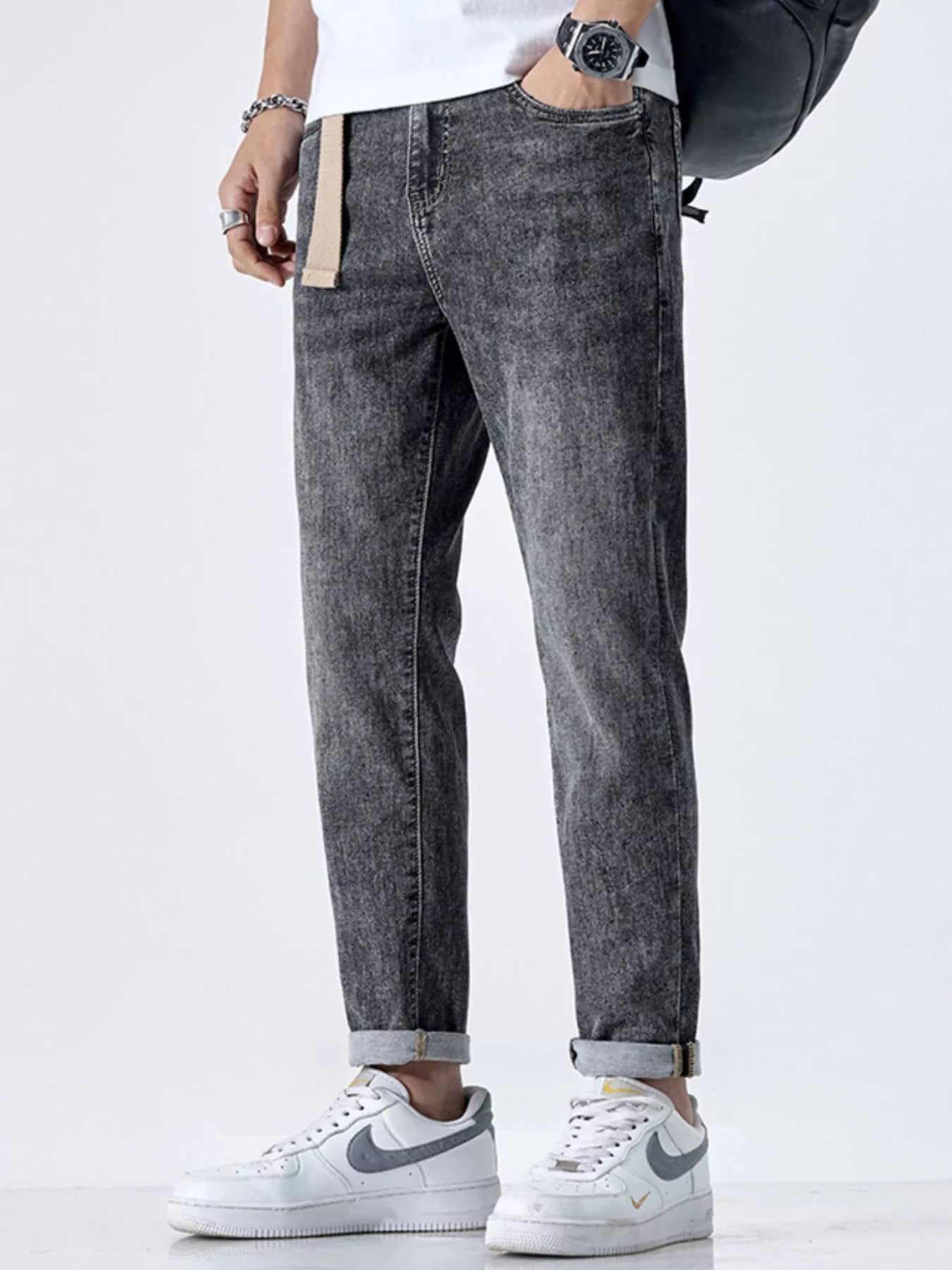 Men's Cuffed Straight Leg Washed Jeans