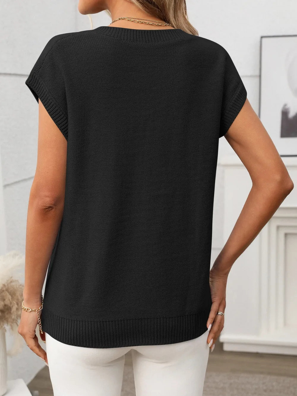 Cable-Knit V-Neck Short Sleeve Top