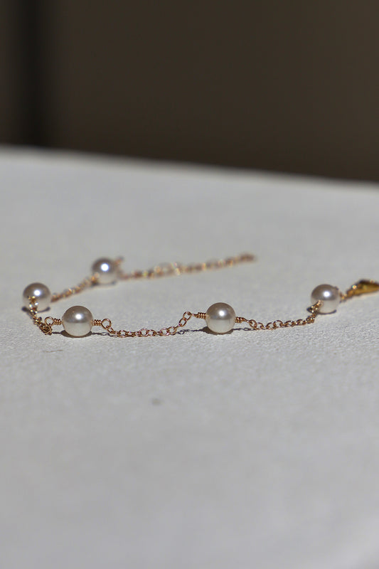 Gold Bracelet with Swarovski Pearls