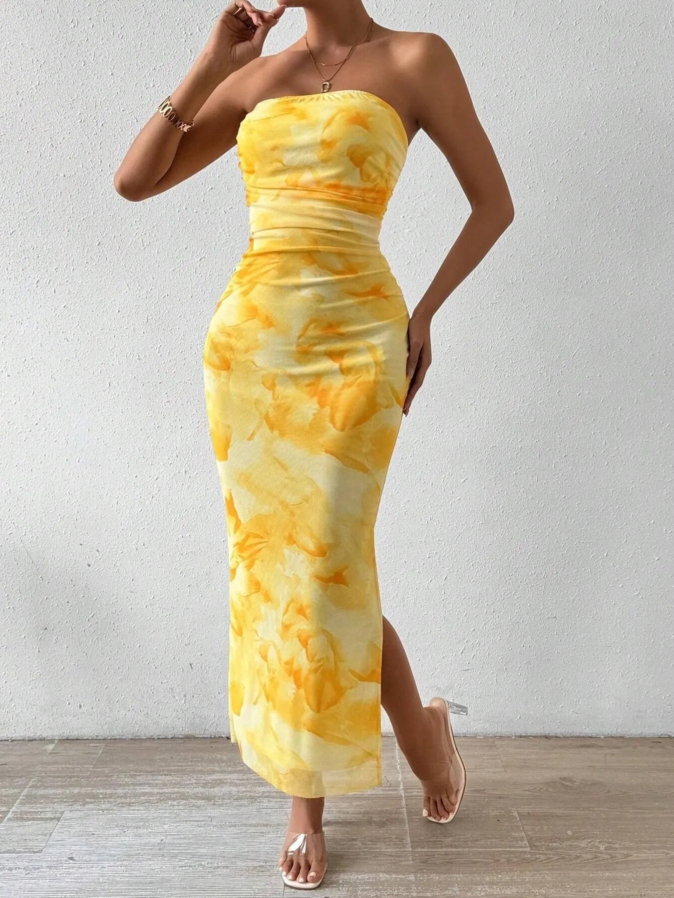 Vibrant Bodycon Tube Dress with Side Slit