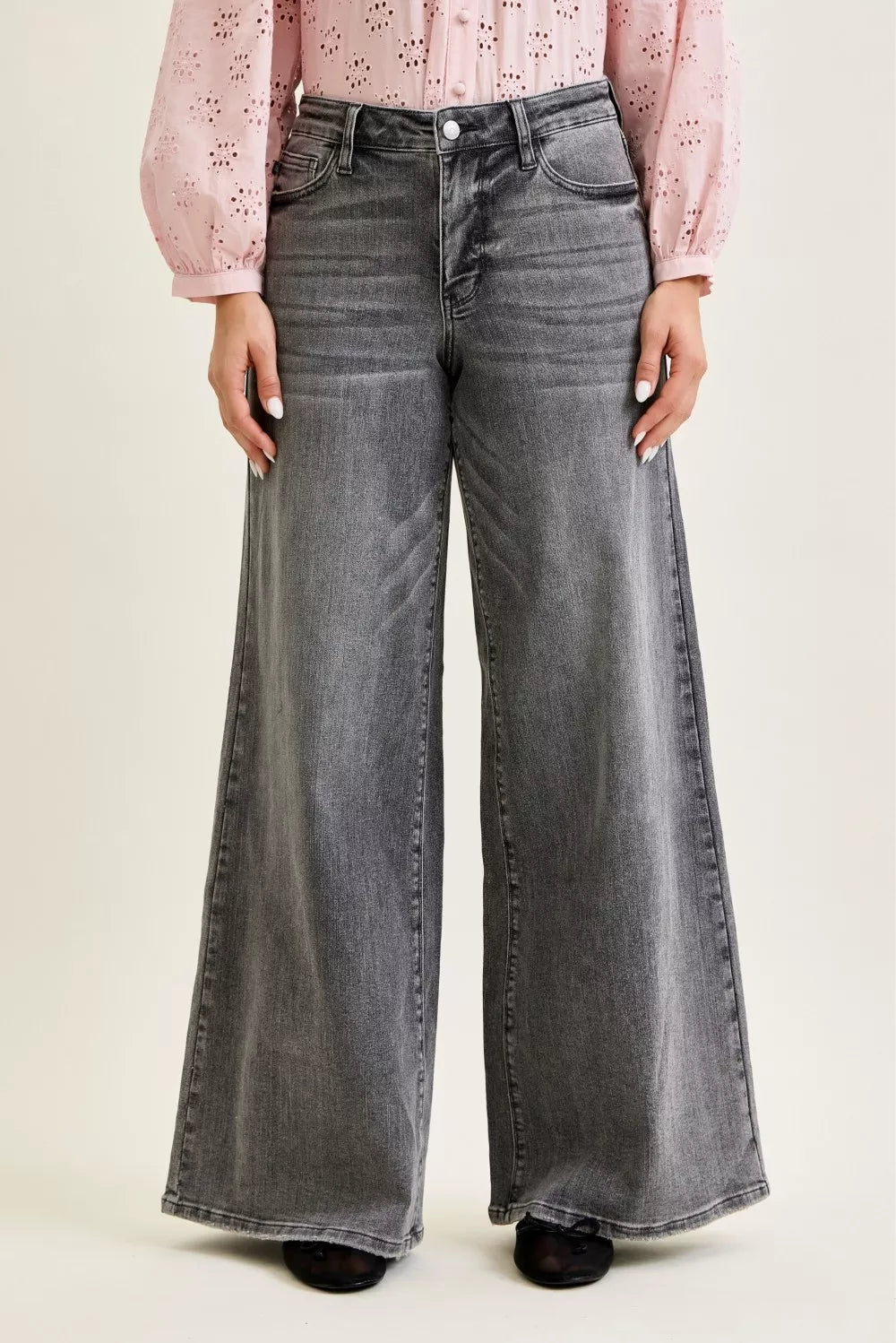 Mid Rise Grey Palazzo Denim Pant