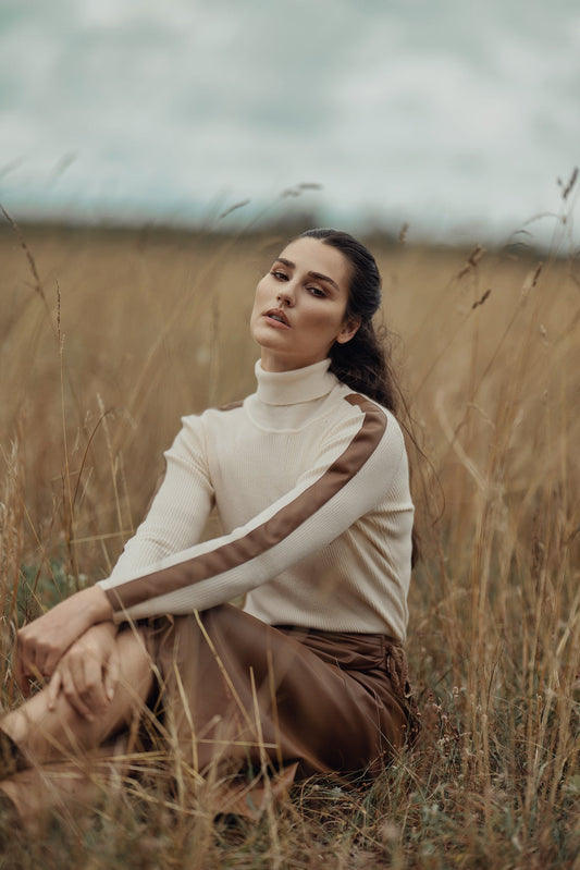 TURTLENECK SWEATER WITH LEATHER DETAIL