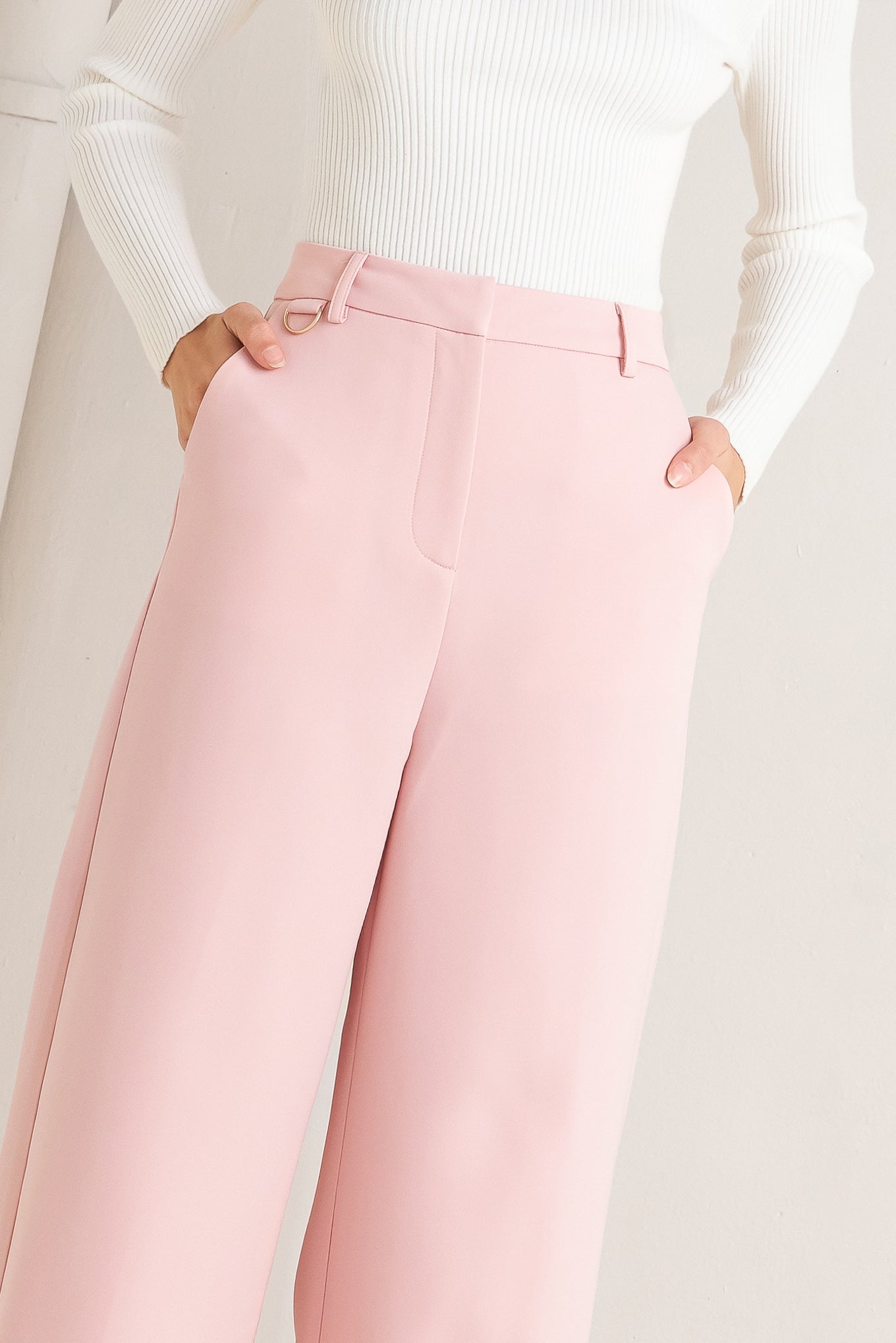 ELEVATED CLASSIC WOVEN PANTS - Detail View 4