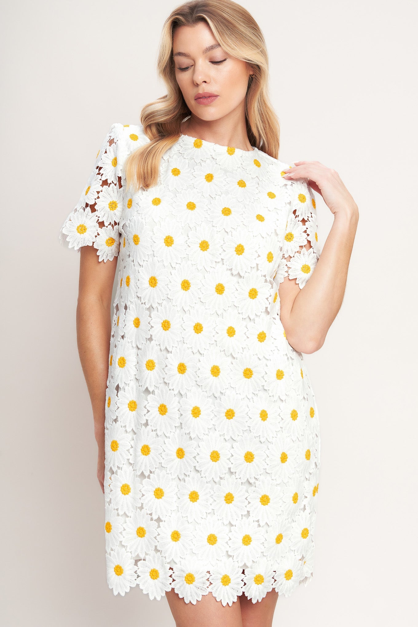 DAISIES AND DAYDREAMS WOVEN LACE MINI DRESS - Detail View 6