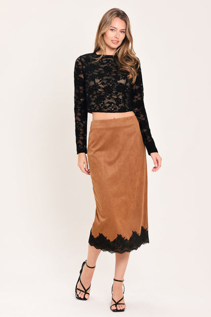 NOIR LACE WOVEN CROP TOP