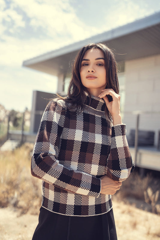 KNIT TURTLENECK SWEATER