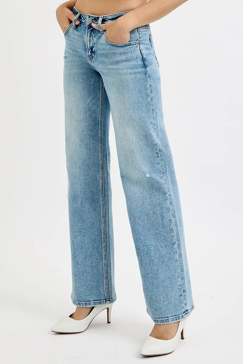 Light Wash Boyfriend Jeans