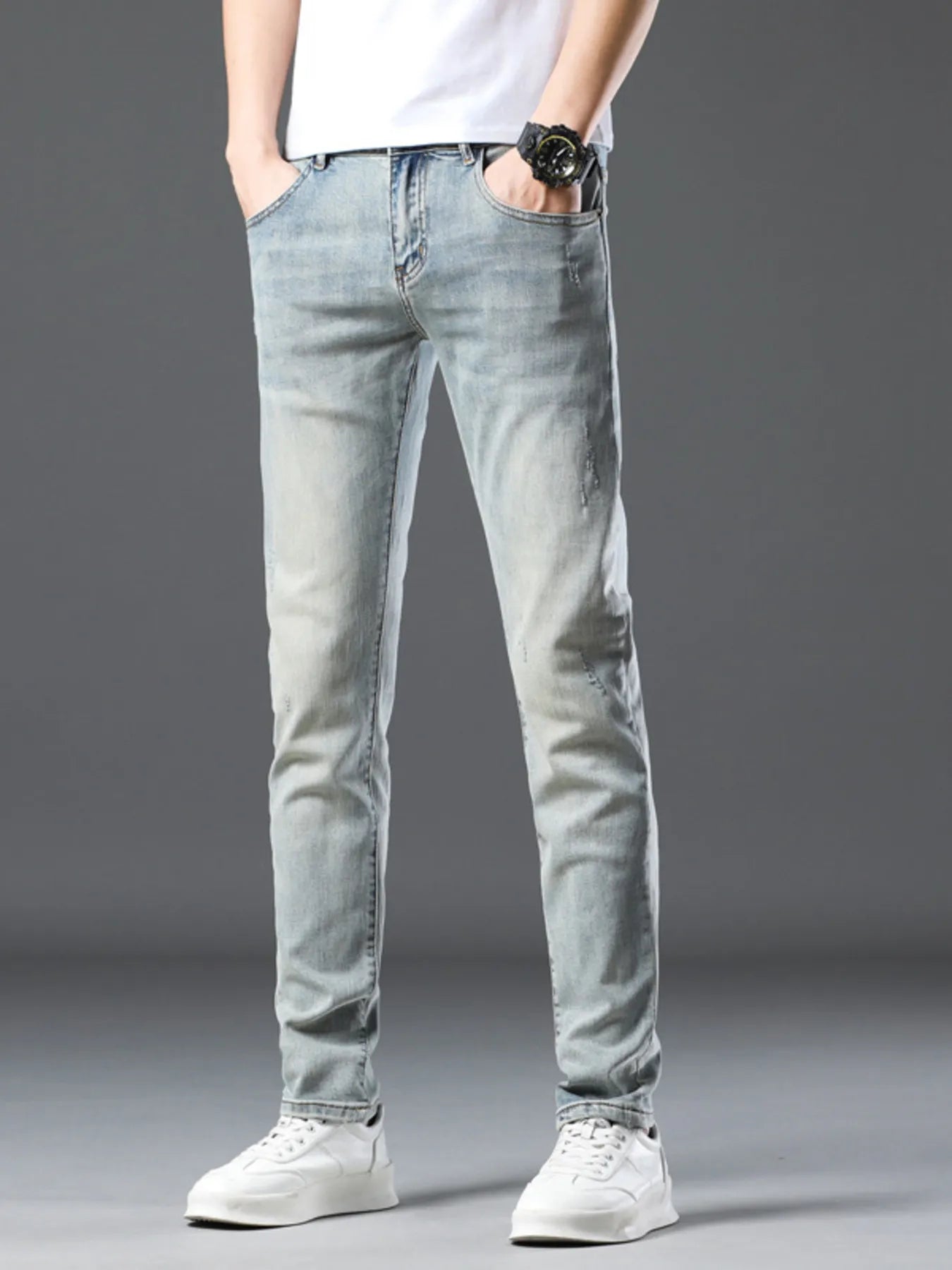 Men's Light Wash Slim Fit Jeans