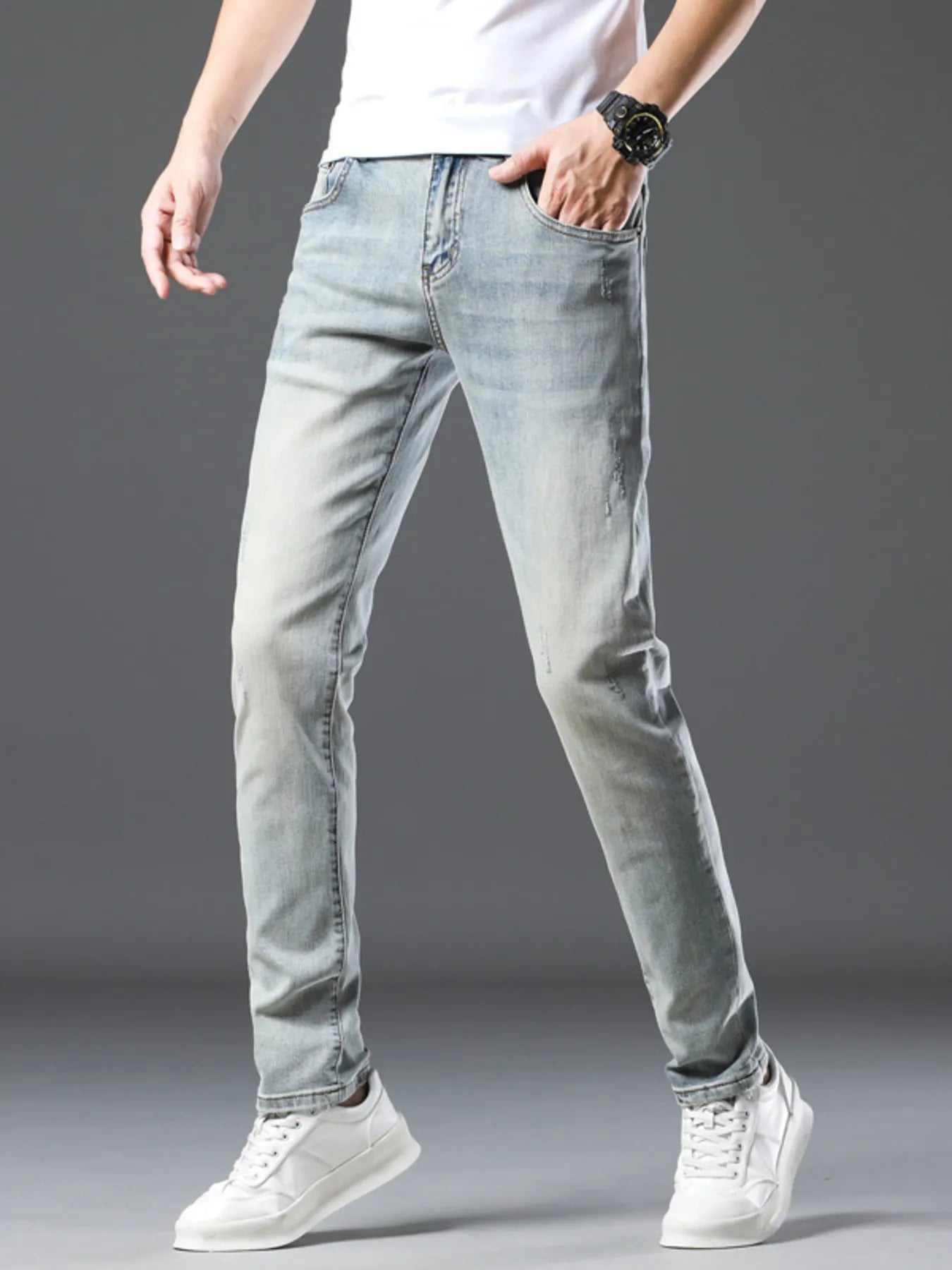 Men's Light Wash Slim Fit Jeans
