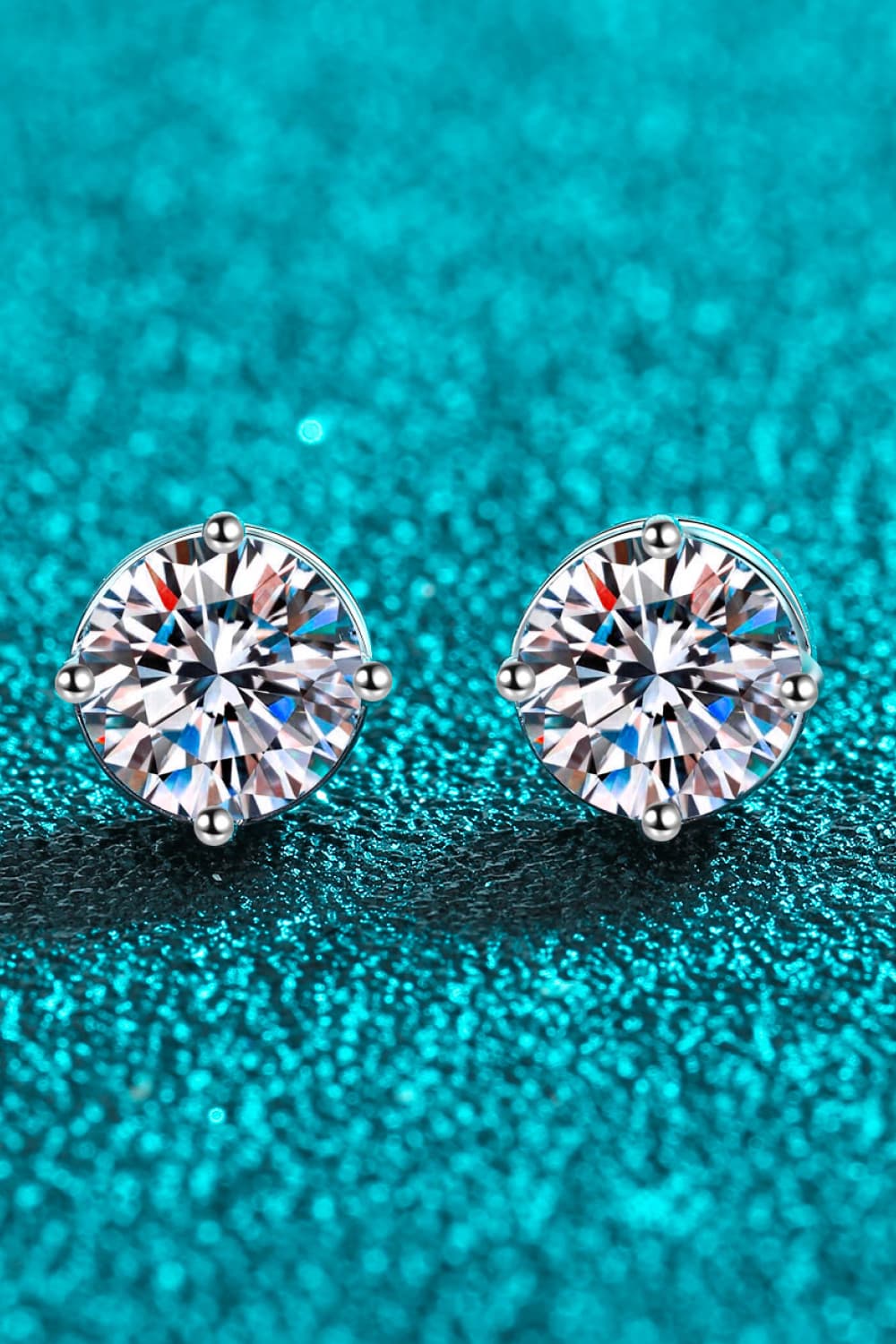 2 Carat Moissanite Stud Earrings